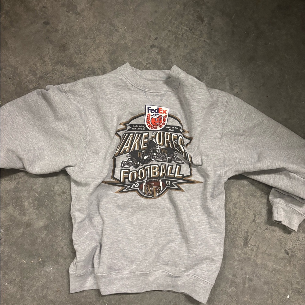 TC Apparel Light Gray Sweatshirt - Picture 2 of 4